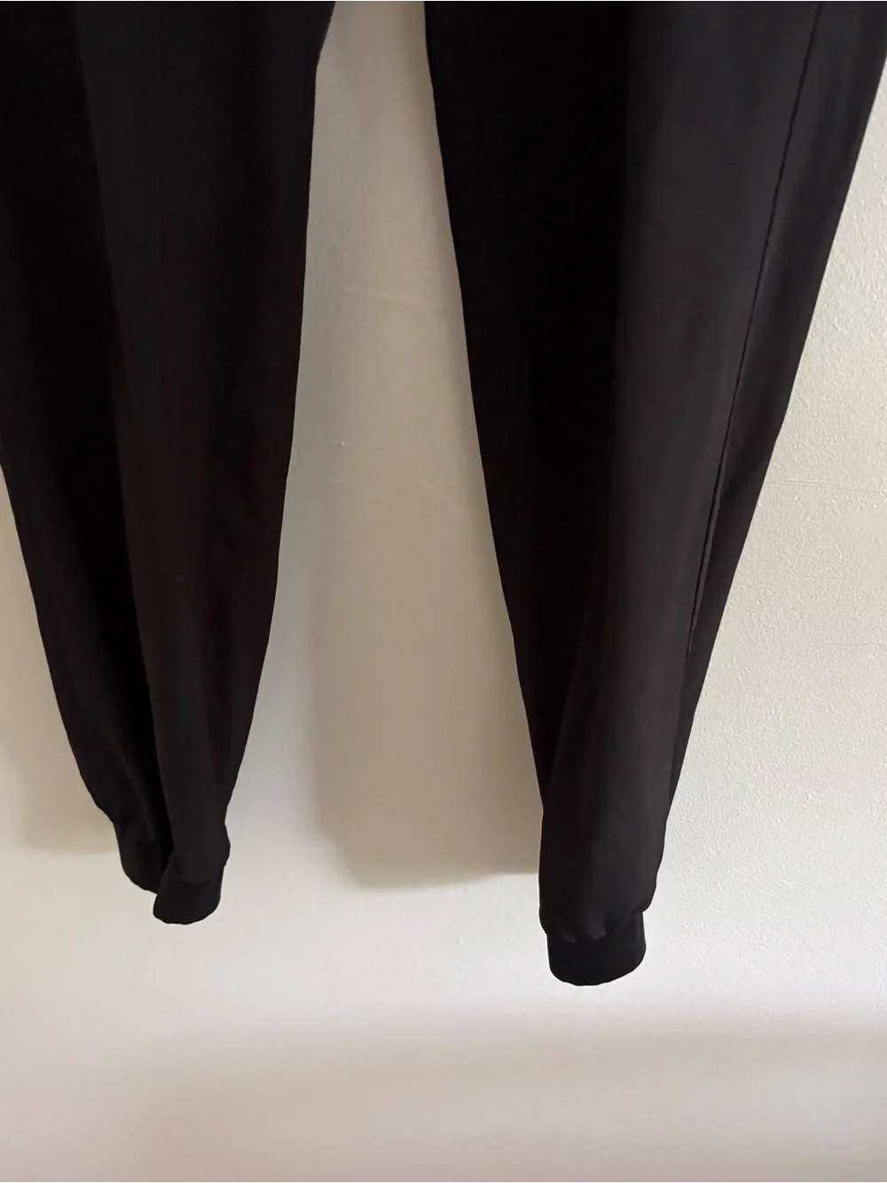 Men's Black Cargo Jogger Pants - Comfortable Everyday Fit Lightweight Medium